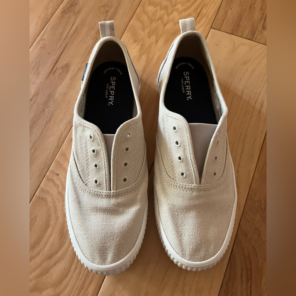 Tan Sperry Top-Sider  Canvas slip-ons size 11 EUC